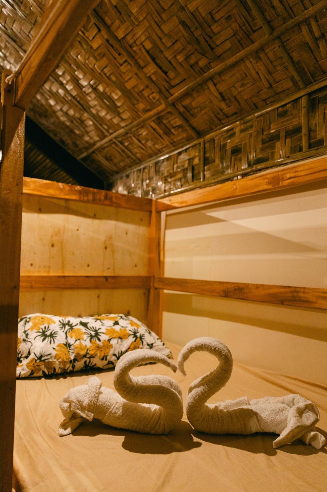 Katana Siargao Hostel Catangnan Bagian luar foto